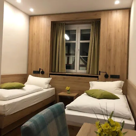 Metzgerei Drei Linden Hotel 3*