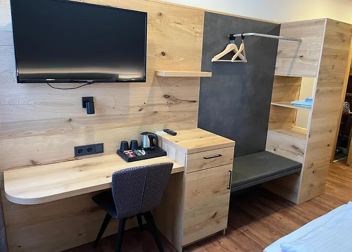 Hotel Metzgerei Drei Linden 3*