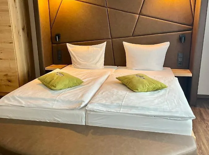 Metzgerei Drei Linden Hotel