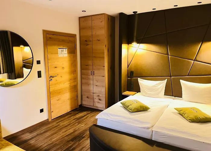 Hotel Metzgerei Drei Linden 3*