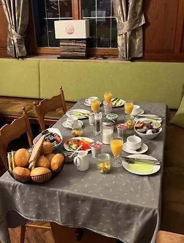 Metzgerei Drei Linden 3*